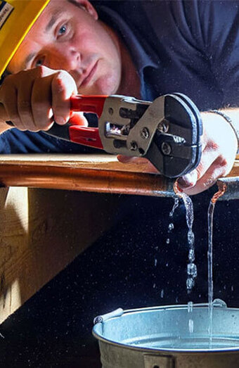 Plumber Pipe Repair Leak